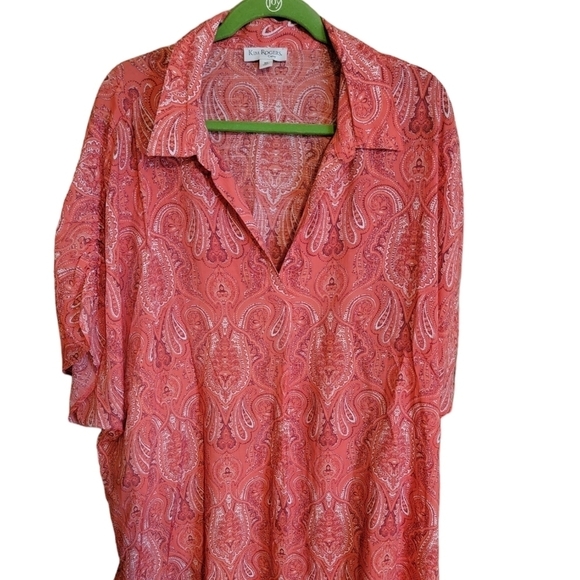 Plus size blouse - Picture 1 of 2